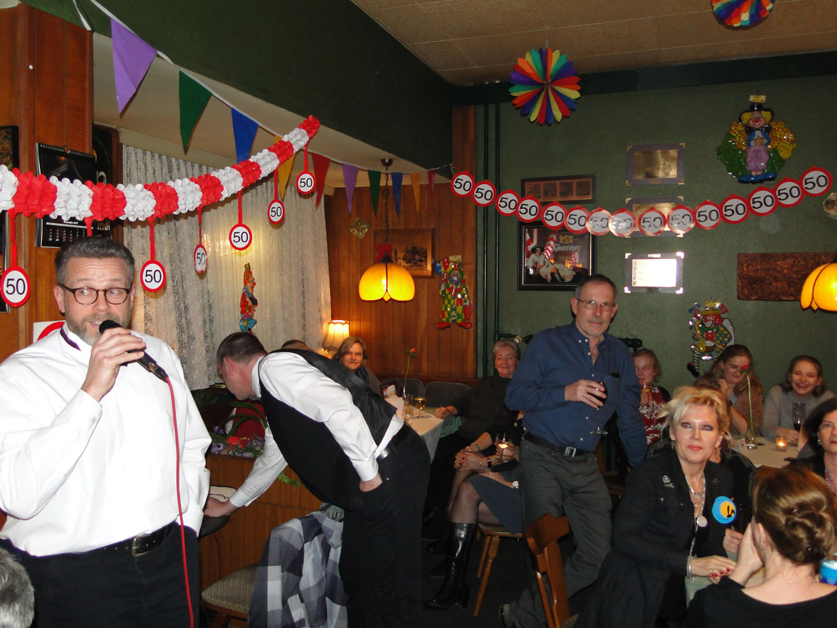 1019_100_Jahre_Party_2018_01_06_200010_by_DM_Sony.jpg