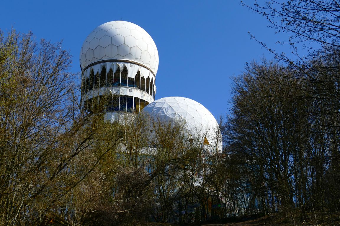 1000_Berlin_Teufelsberg_2021_04_02_121124_P1070184.jpg