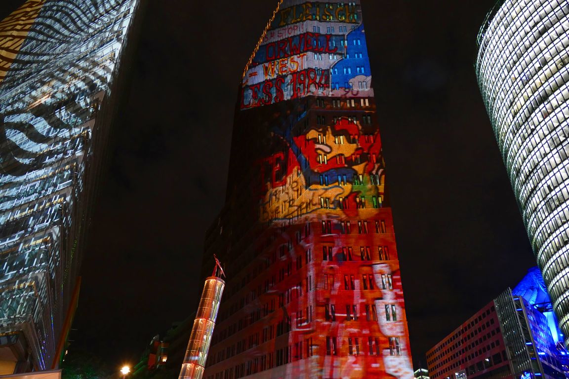 Festival_of_Lights_2019_10_12_234753_02.jpg
