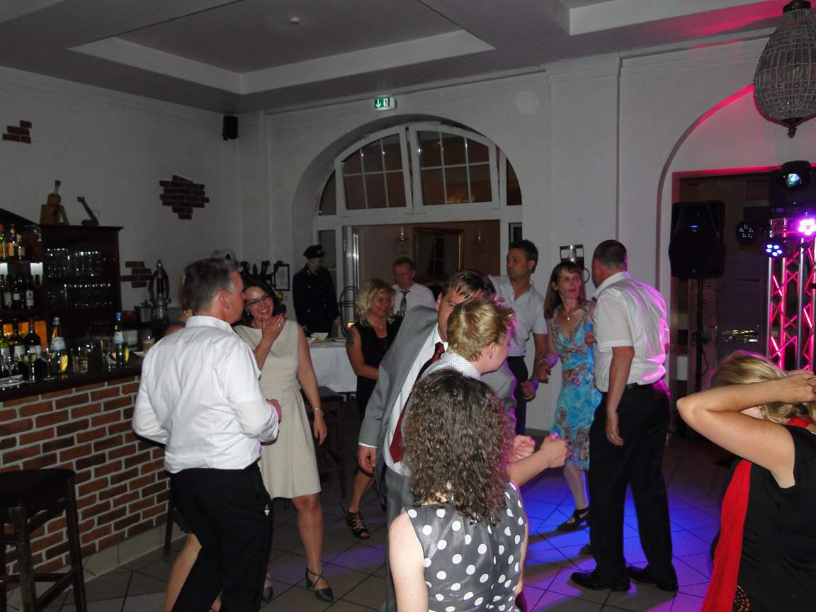 Hochzeit_Stefan_und_Konni_2016_05_21_004700_DSC06119.jpg