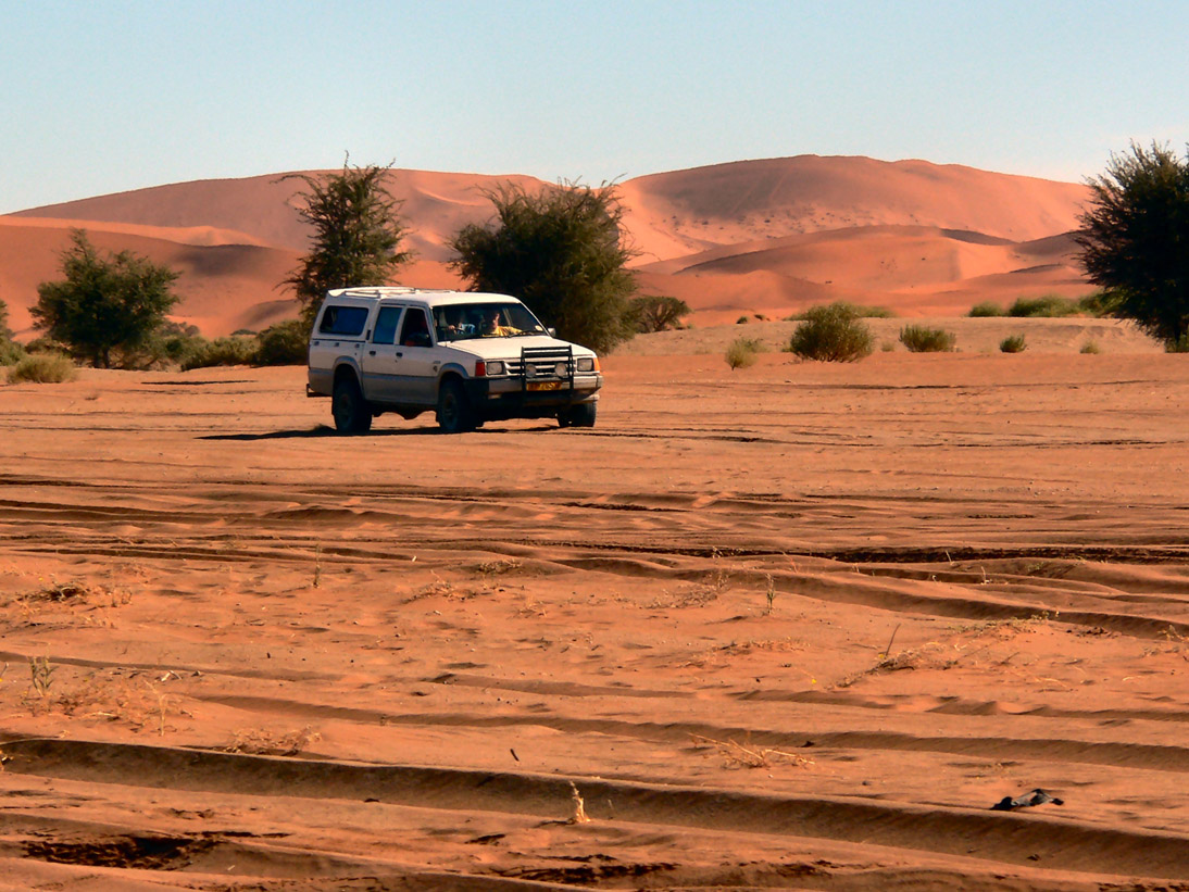 0085_0083_Namibia-050504-143040_P1010010